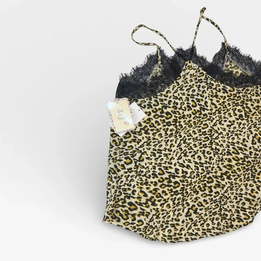 NWT Love on a Hanger Leopard Primt Lace Trim Camisole Tank Top Satin SMALL